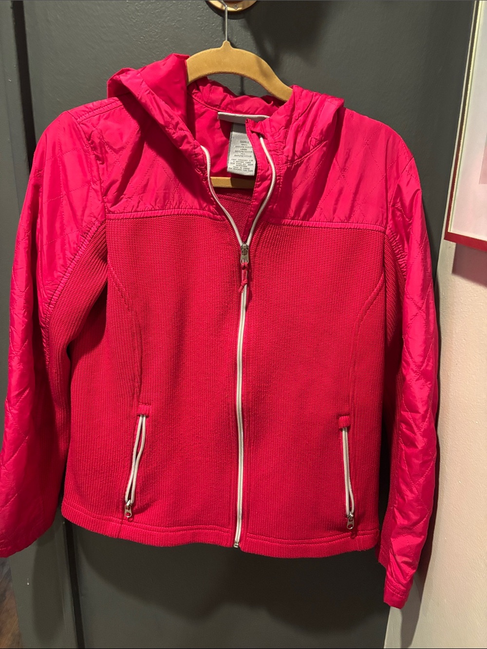 Women's Hooded Quilted-Panel Zip  Jacket — Bright Pink